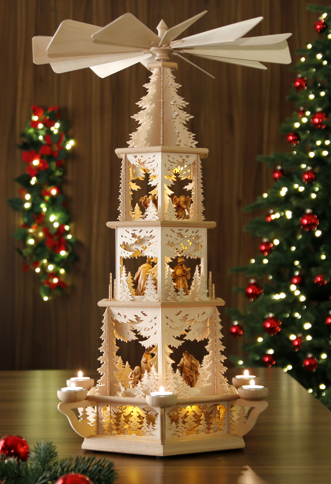 Tilgner-Weihnachtspyramide Erzgebirge innenbeleuchtet 77cm Figuren Kerze+Teeli. 